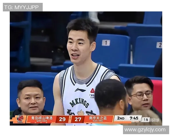 郭昊文：从篮球新星到职业生涯的璀璨之路探索与成长的故事